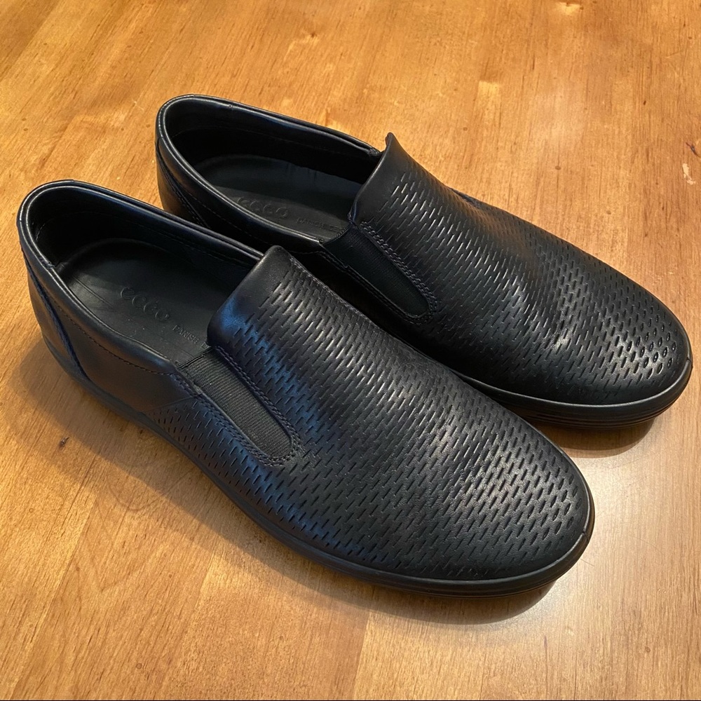 Ecco Black Leather Slip On Loafers